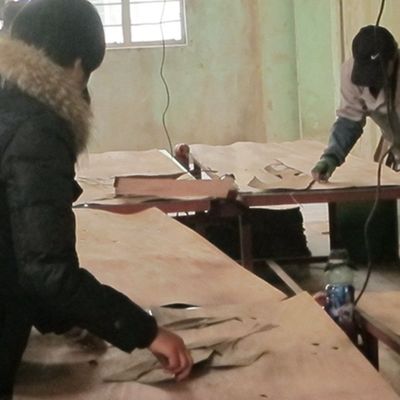 Высококачественный специальный деревянный фанера решетки текстура удлиненный размер для декорации гостиницы